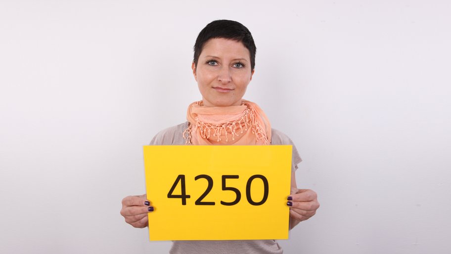 Sandra / 4250